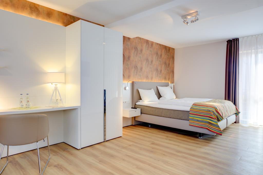 Elisabeth Hotel Garni เดทโมลด์ ภายนอก รูปภาพ